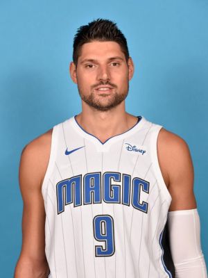 年轻后卫蒋 年轻后卫蒋